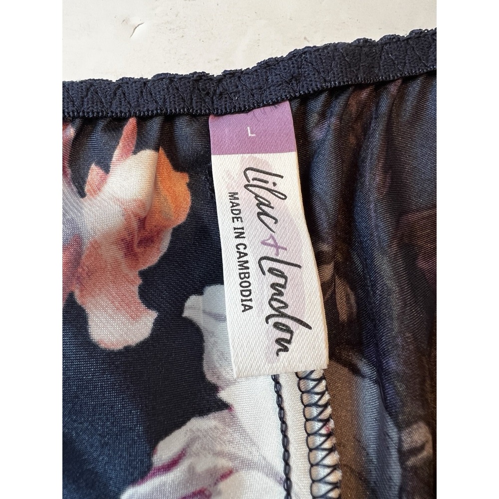 Lilac and London Women's‎ Two Piece Blue Floral Satin Pajamas size Large - Picture 5 of 10